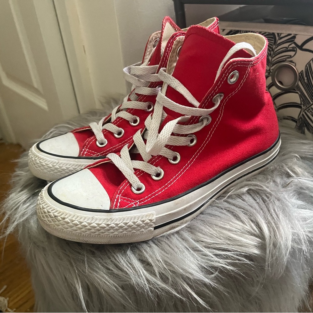Converse Chuck Taylor High Top Red